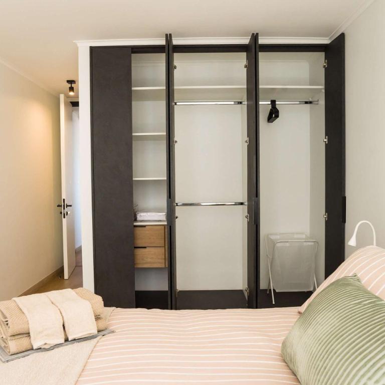 Stylish 2BR Urban Oasis for 3 in Vibrant Las Condes - Apartment - 15