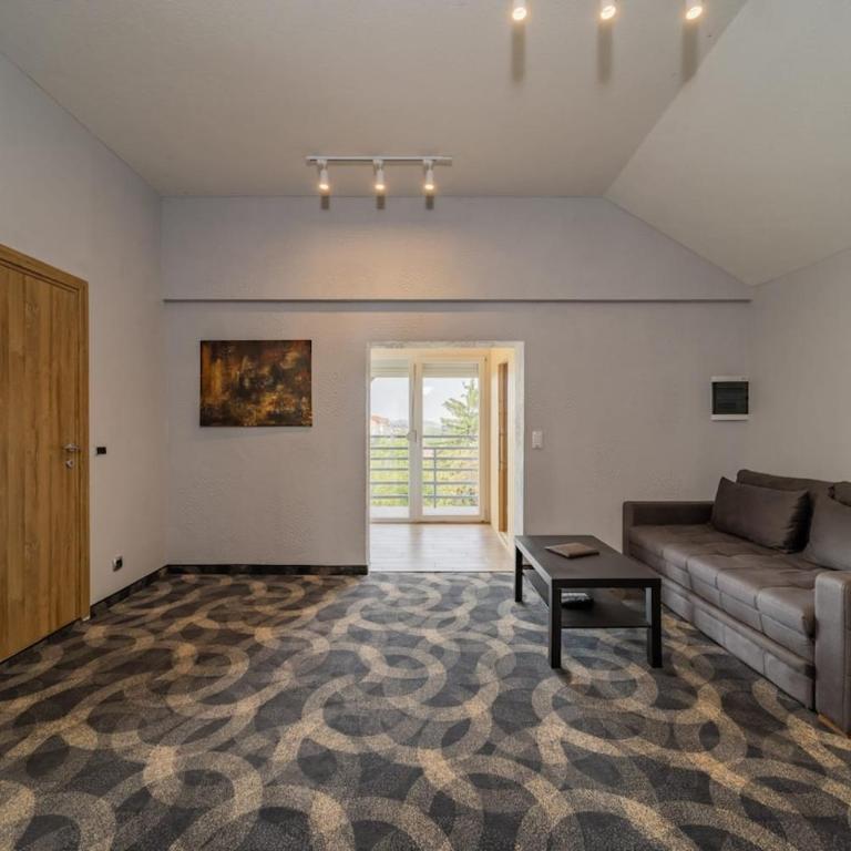 Forty One Luxury Spa - One-Bedroom Apartment - 7