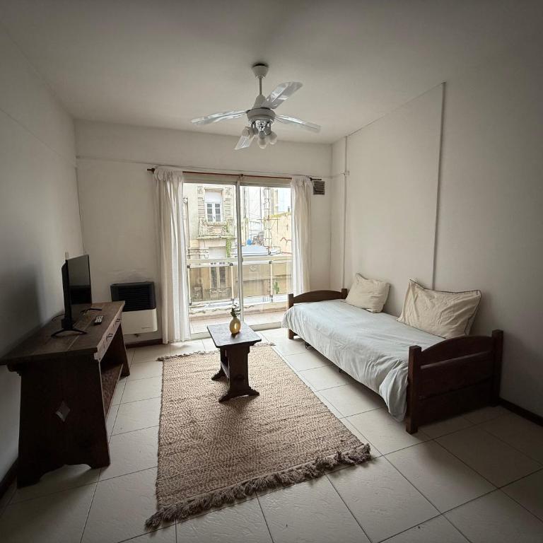 Edificio San Martin 2468 - Double or Twin Room with Private External Bathroom - 4
