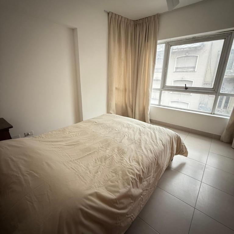 Edificio San Martin 2468 - Double or Twin Room with Private External Bathroom - 1
