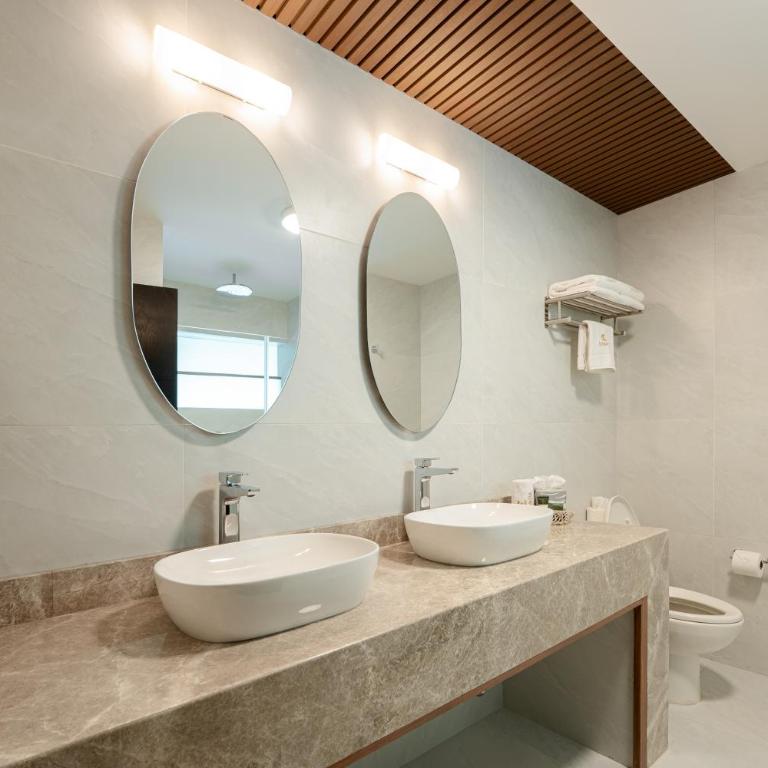 Hotel Estancia Business Class - Suite Superior con cama extragrande - 1