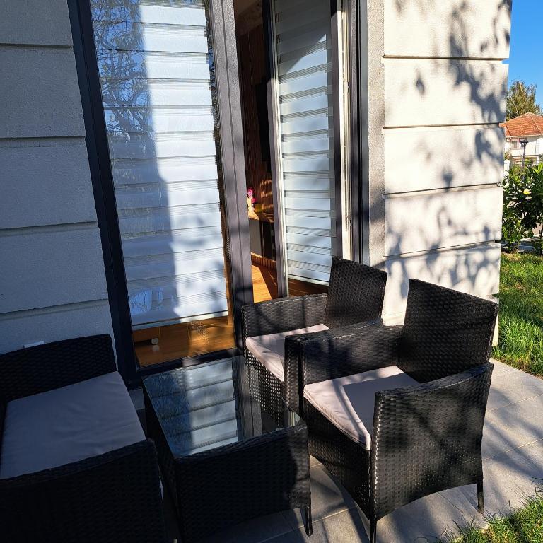 Ljubičica deluxe 2, sa dvorištem i parkingom - One-Bedroom Apartment - 38