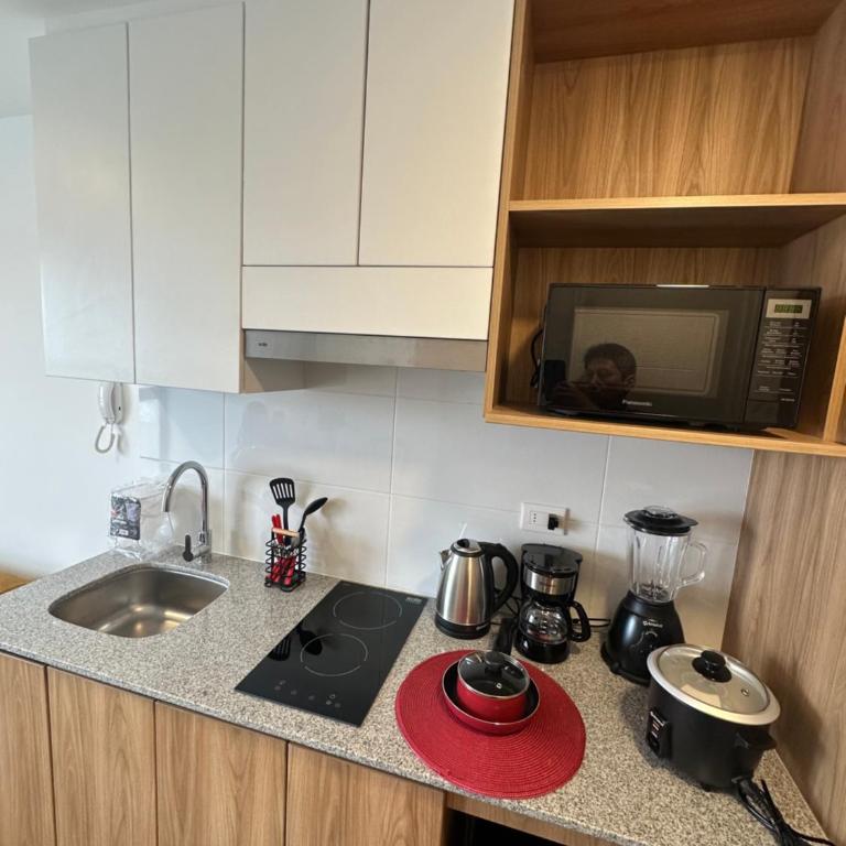 Vista Skyline en Piso 13 - Entre Lince y San Isidro - One-Bedroom Apartment - 6