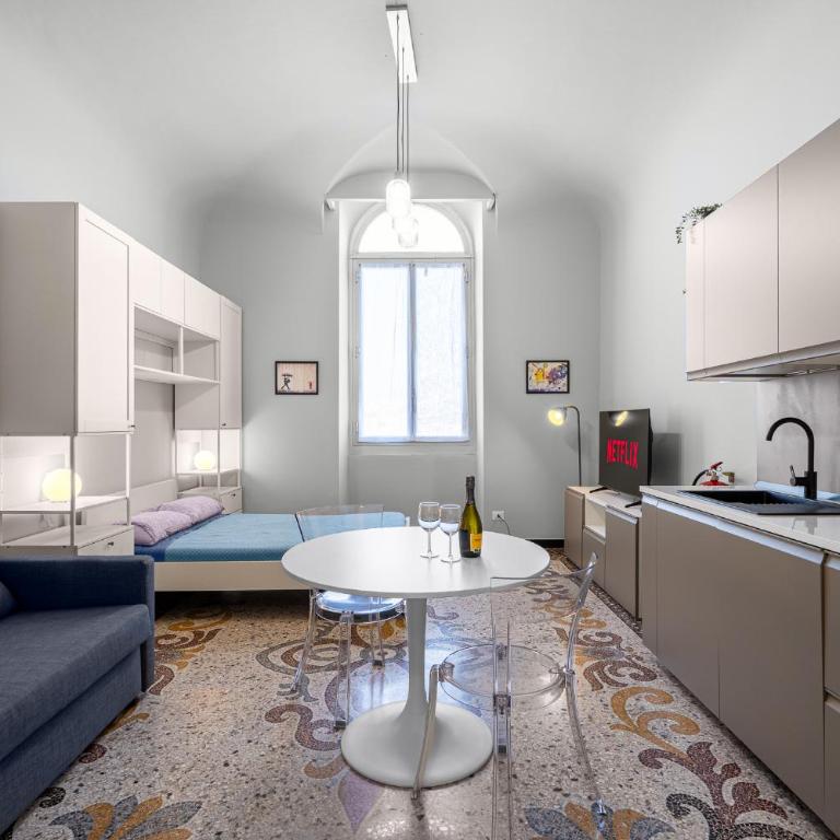 ROSA HOMES Urban Living - Porto Antico, Acquario, ascensore, wi-fi veloce - Studio Apartment with Harbor View - 2