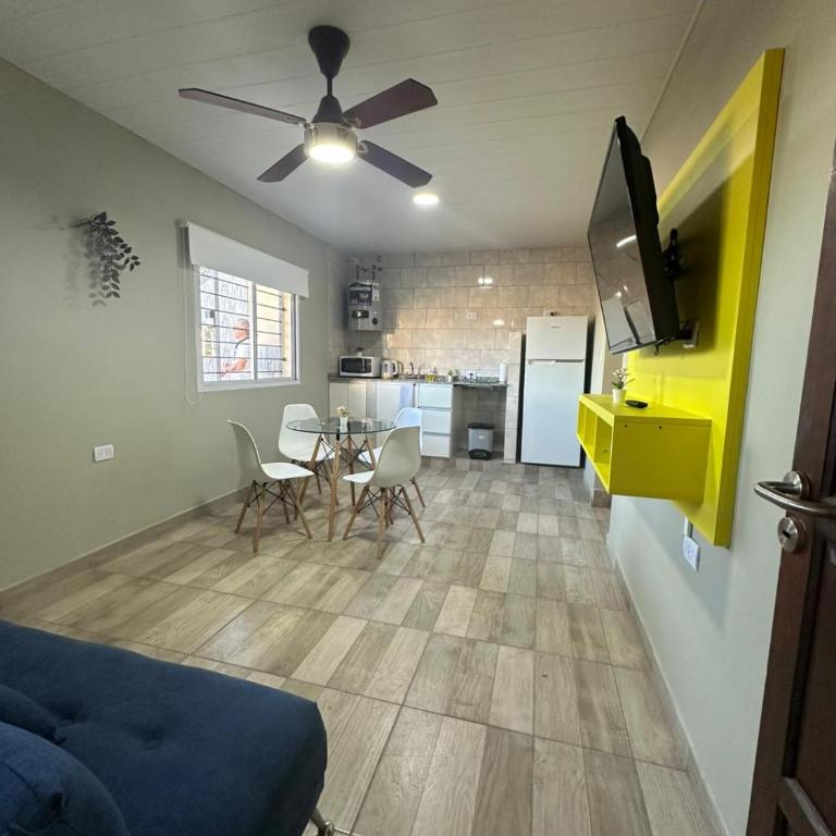 The Rose Aparts - One-Bedroom Apartment - 3