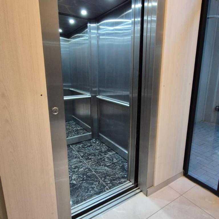 Departamento nuevo céntrico en San Lorenzo - Apartamento de 1 dormitorio - 12