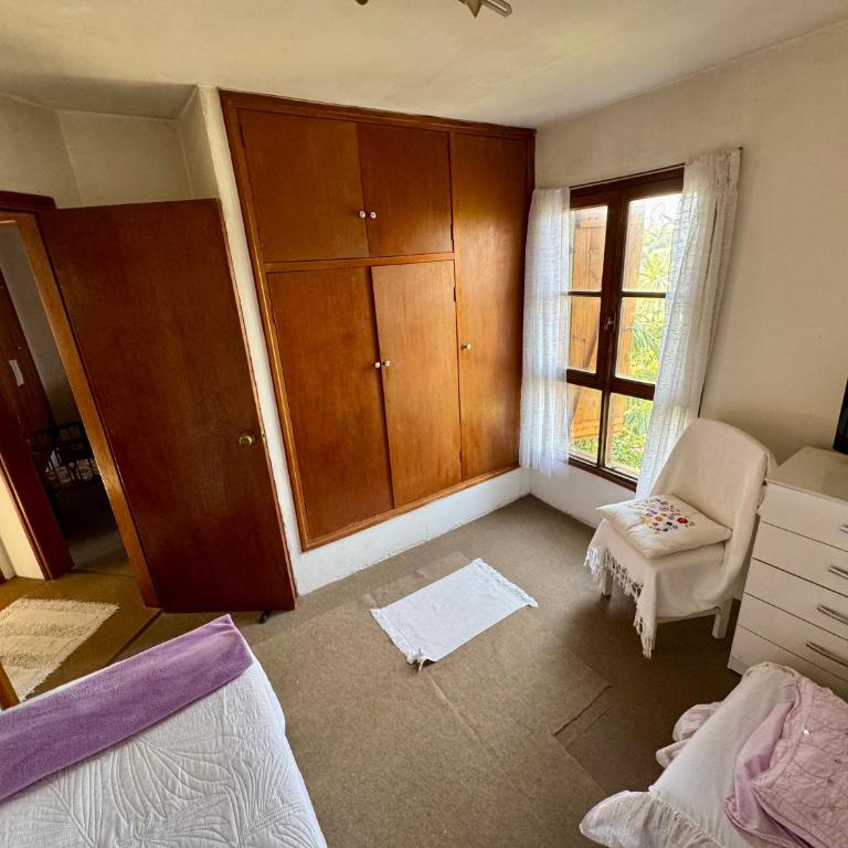 Hermosa Casa familiar de 2 pisos con patio amplio - Casa de 3 dormitorios - 20