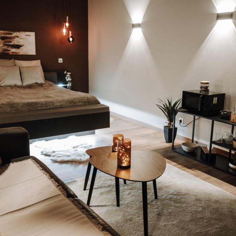 Suite Jasmine - Chambre Lit King-Size avec Baignoire Spa - 9