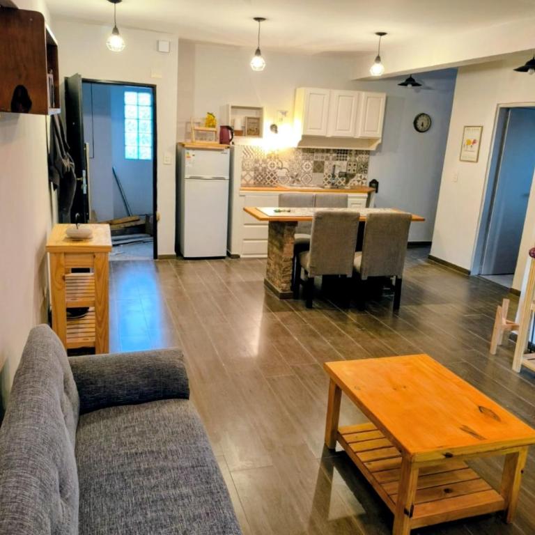Amplio loft acogedor, súper luminoso y seguro, en el corazón de Tigre - Apartamento de 1 dormitorio - 8