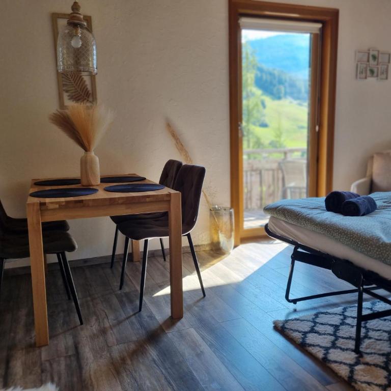 SkyView Apartments Bad Kleinkirchheim - Kärnten Card Included Summer - Apartment mit 1 Schlafzimmer, Balkon und Bergblick - 4