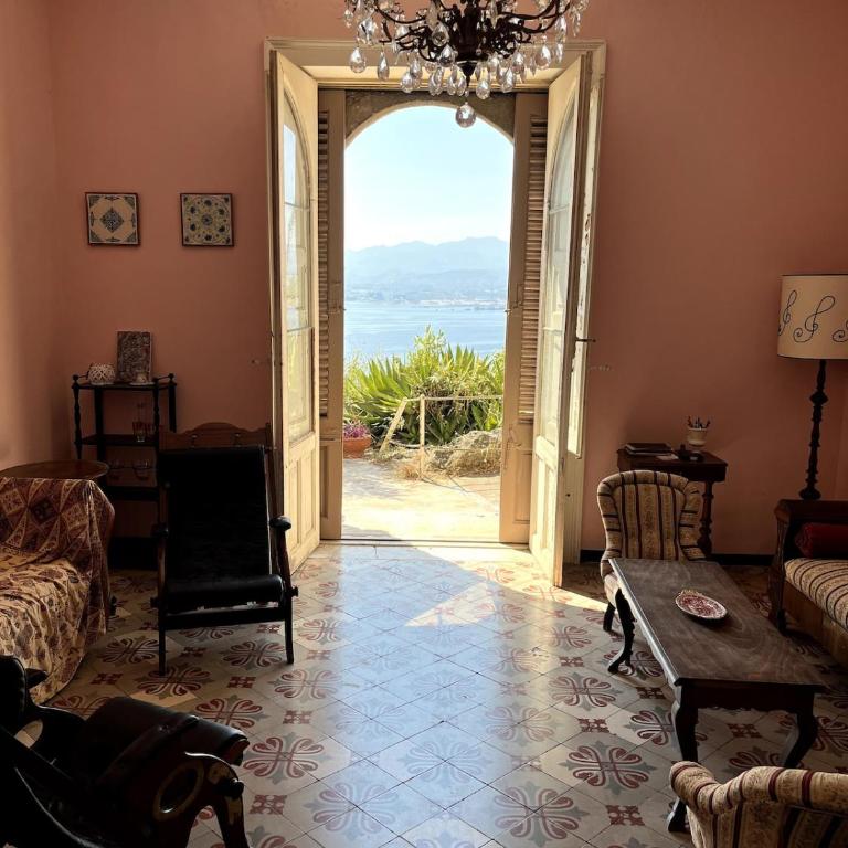 Antica Torre vista mare Capo Milazzo - Two-Bedroom Villa - 9