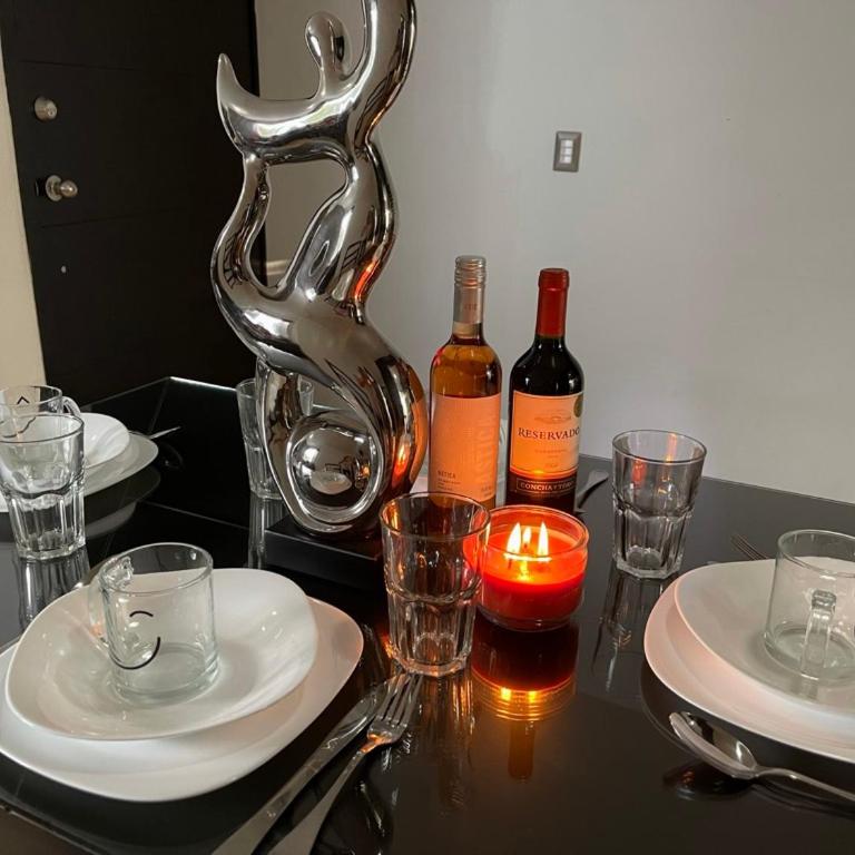 Departamento cerca Hospital Arboledas y Plaza del Sol - Three-Bedroom Apartment - 12