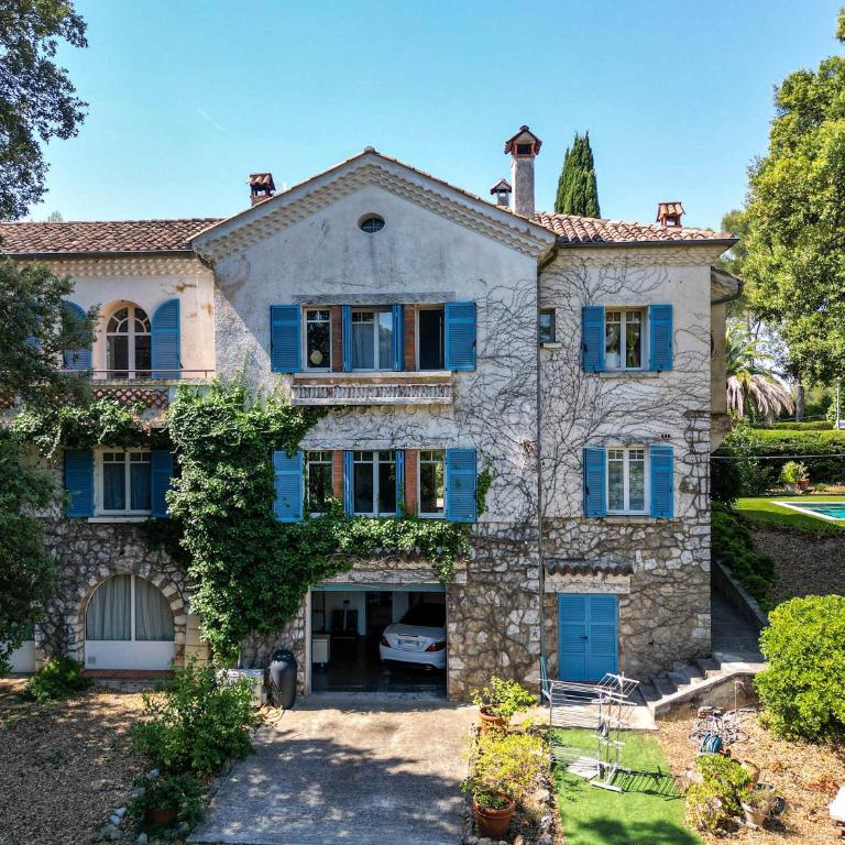 Maison de Charme au Cœur d'un Écrin de Verdure - Villa - 26