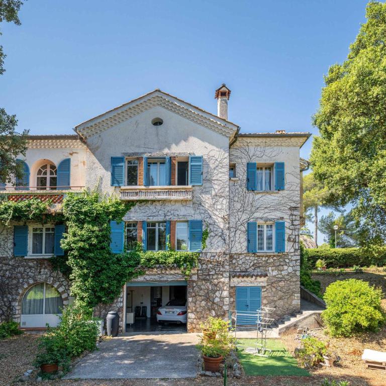 Maison de Charme au Cœur d'un Écrin de Verdure - Villa - 29