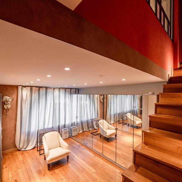 Maison de Charme au Cœur d'un Écrin de Verdure - Villa - 54