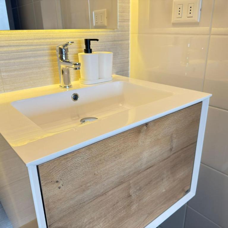 HOM I Metro Irarrázaval I Cercano Barrio Italia - Apartment - 33