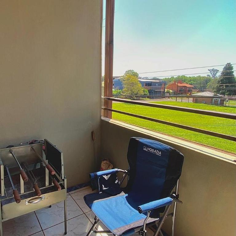 Departamento Amoblado en pleno Centro Hohenau - Two-Bedroom Apartment with Balcony - 17