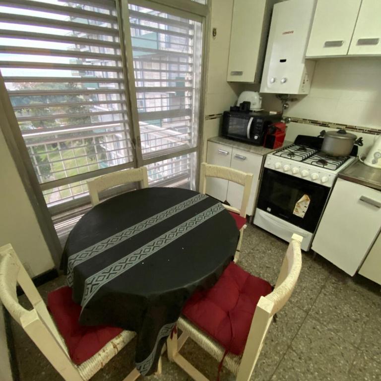 Dpto en Barrio Martin A una cuadra del Monumento a la Bandera - One-Bedroom Apartment - 3
