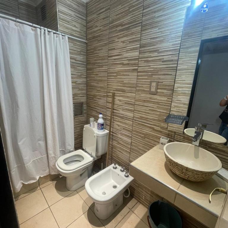 Departamento céntrico y tranquilo en San Juan - Two-Bedroom Apartment - 2