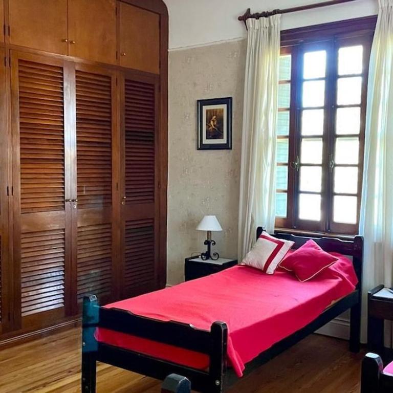 Elegante Casona en Tigre - Casa de 5 dormitorios - 25