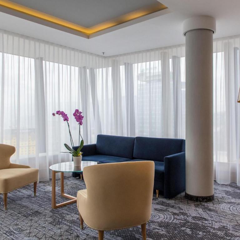 Swissotel Sarajevo - Executive Suite - 4