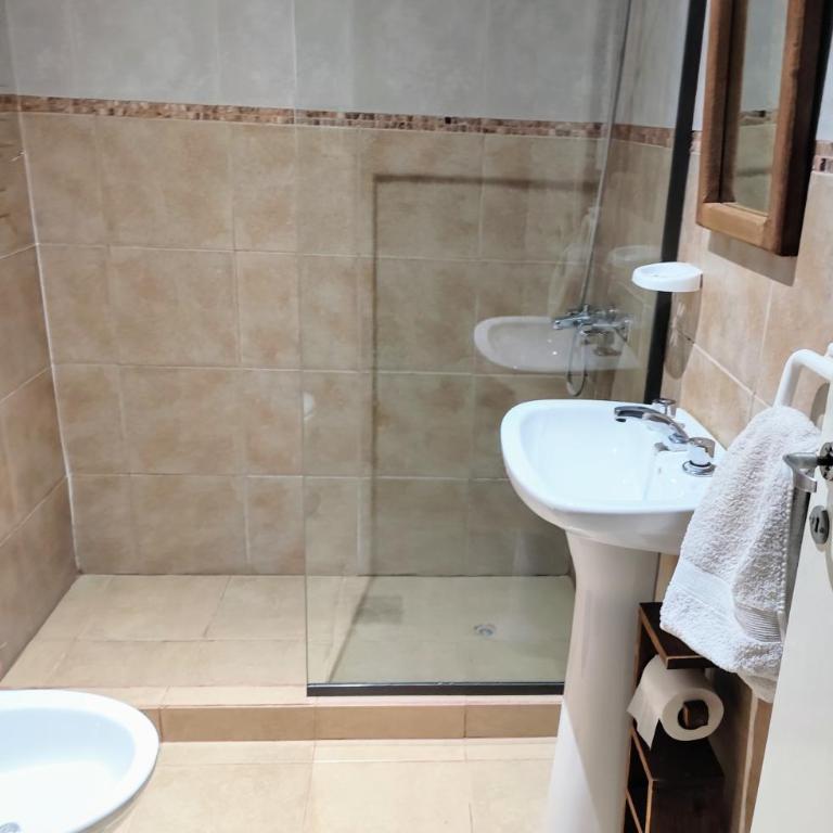 Ideal Alojamiento - Apartamento de 2 dormitorios con vistas al jardín - 3
