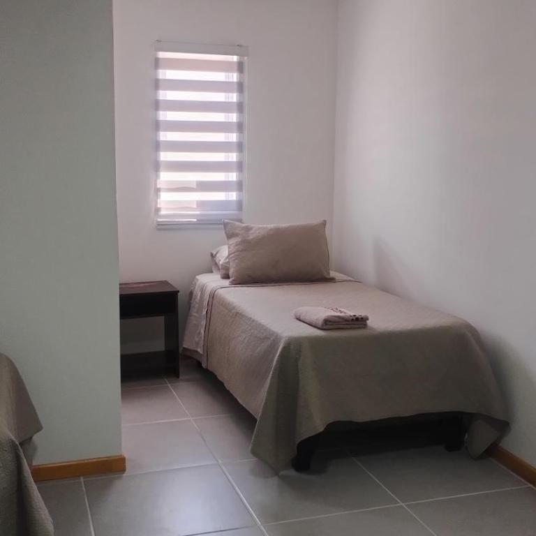 Hostal GYT - Quadruple Room - 5