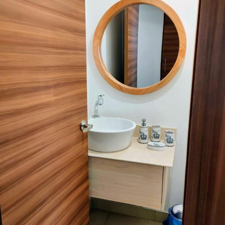 Suite minimalista con vista a los volcanes - One-Bedroom Apartment - 7