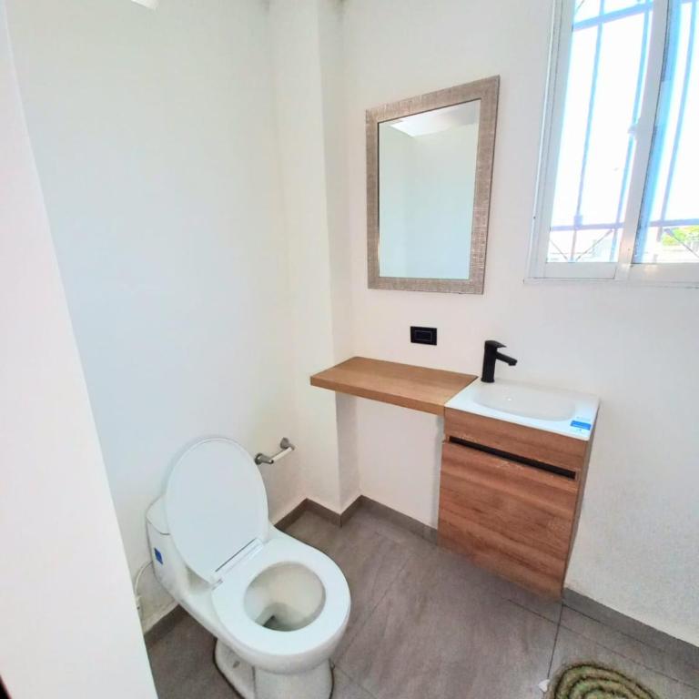 APARTAMENTO CENTRO BAHIA SANTA MARTA In - Habitación Doble con baño privado - 2