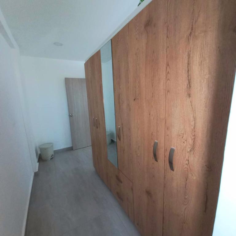 APARTAMENTO CENTRO BAHIA SANTA MARTA In - Habitación Doble con baño privado - 7