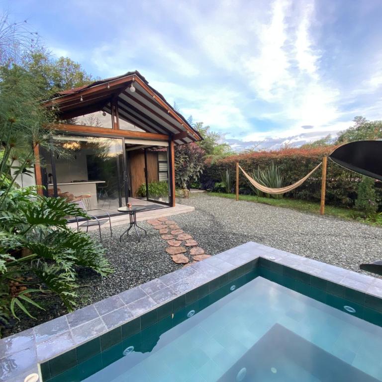 Cabaña Lembos Jacuzzi con vista al cielo - Villa with Garden View - 3