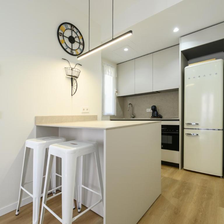 De Diseño, Centrico- 6 min a pie Madrid Rio - Apartamento de 1 dormitorio - 3