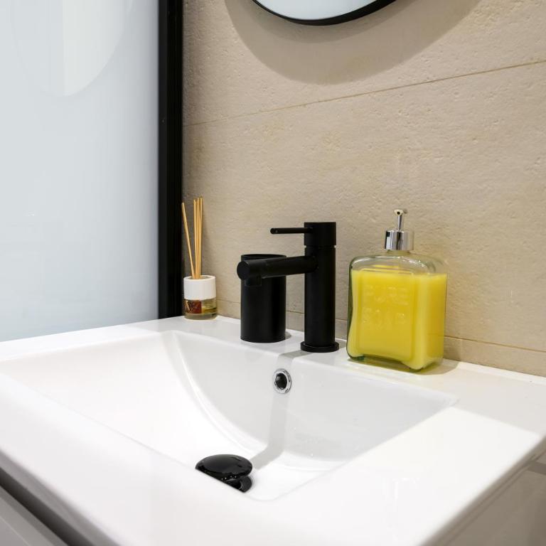 De Diseño, Centrico- 6 min a pie Madrid Rio - Apartamento de 1 dormitorio - 33