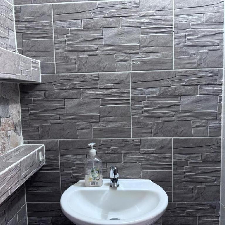 Belen Rosales loft pequeño cerca Unidad Deportiva de Belen - Apartamento Estudio - 1 cama doble - 22