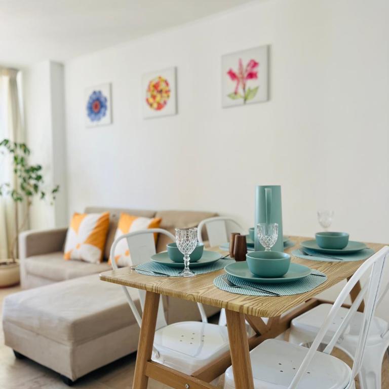 Departamento Claude Viña del Mar - Three-Bedroom Apartment - 1