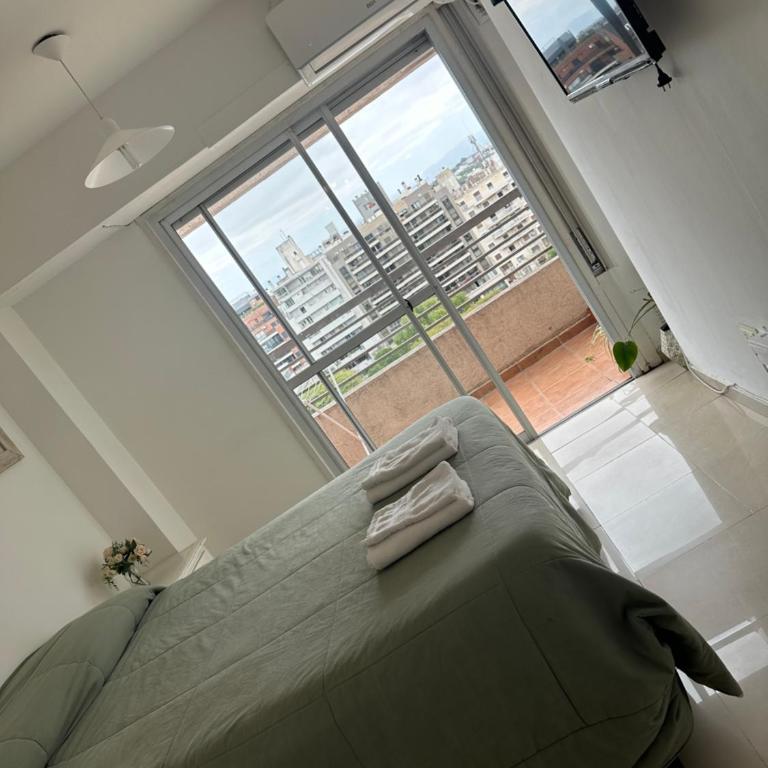 Departamento tres dormitorios excelente ubicación Nueva Córdoba - Maisonette - 1
