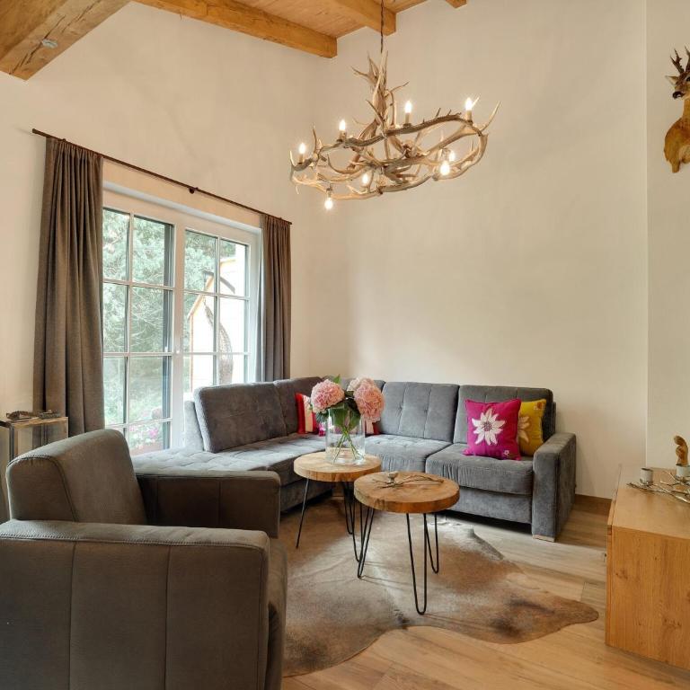 Chalet in Krimml near Zillertal Ski Arena - Ferienhaus mit 4 Zimmern - 2