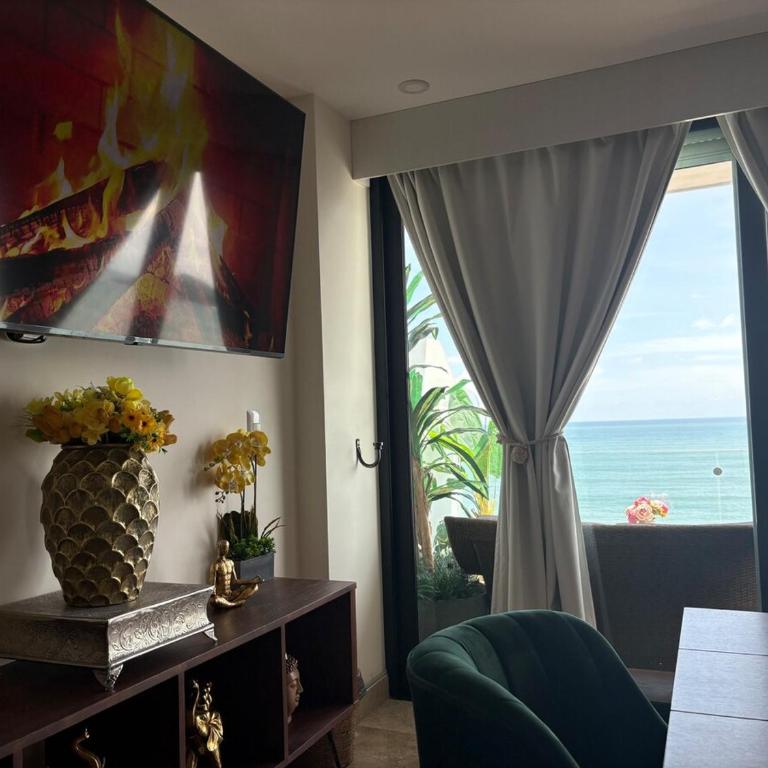Zen & View - Two-Bedroom Apartment - 3