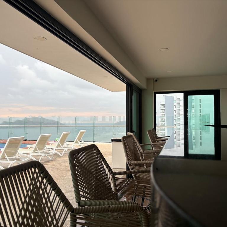 Zen & View - Two-Bedroom Apartment - 6