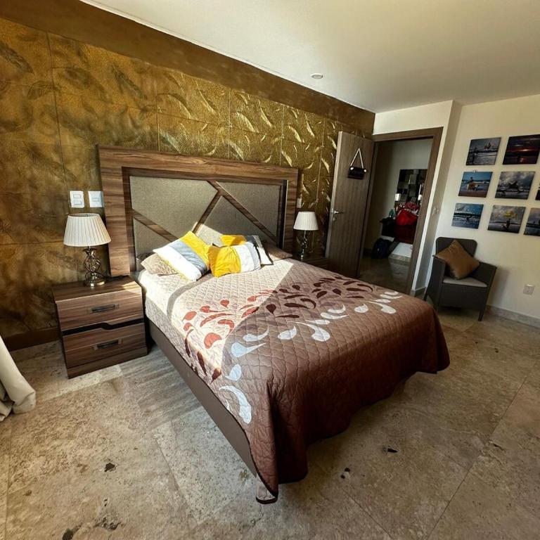 Zen & View - Two-Bedroom Apartment - 8