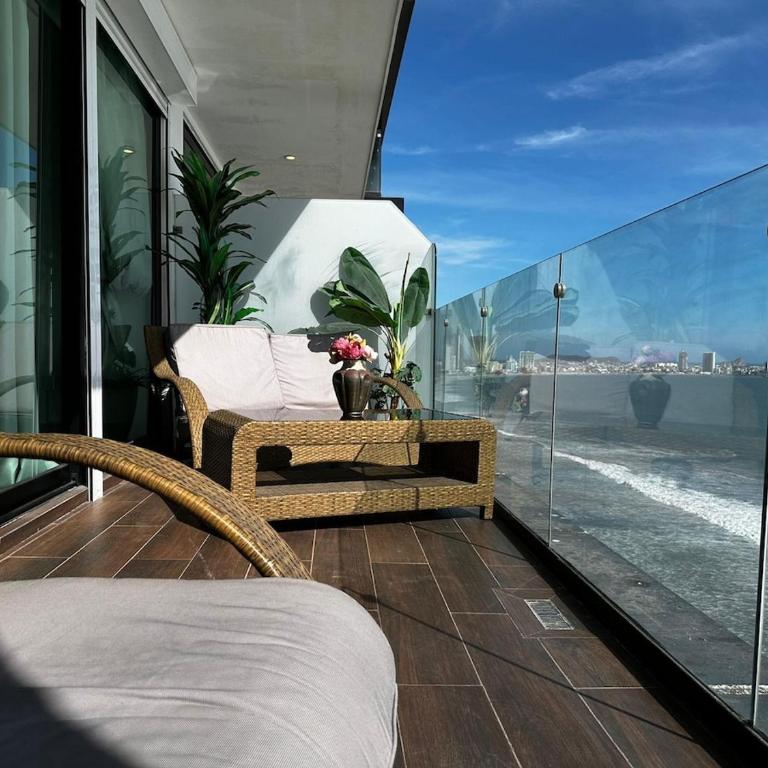 Zen & View - Two-Bedroom Apartment - 1