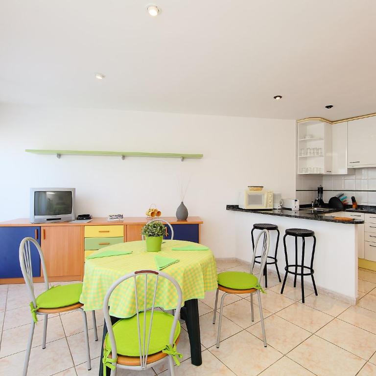 Apartment Palmiers I-10 by Interhome - Apartamento - 5