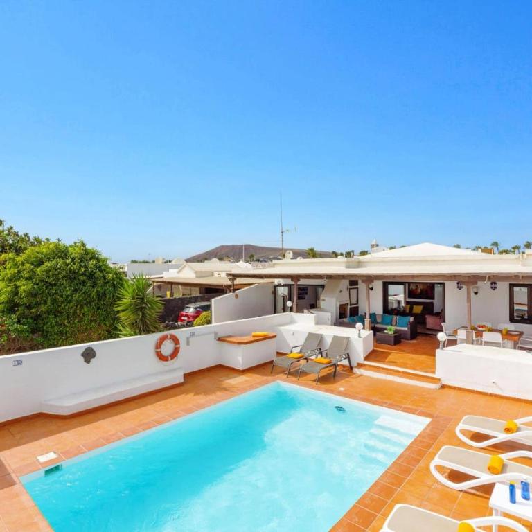 Villa Cielos by Villa Plus - Villa - 1