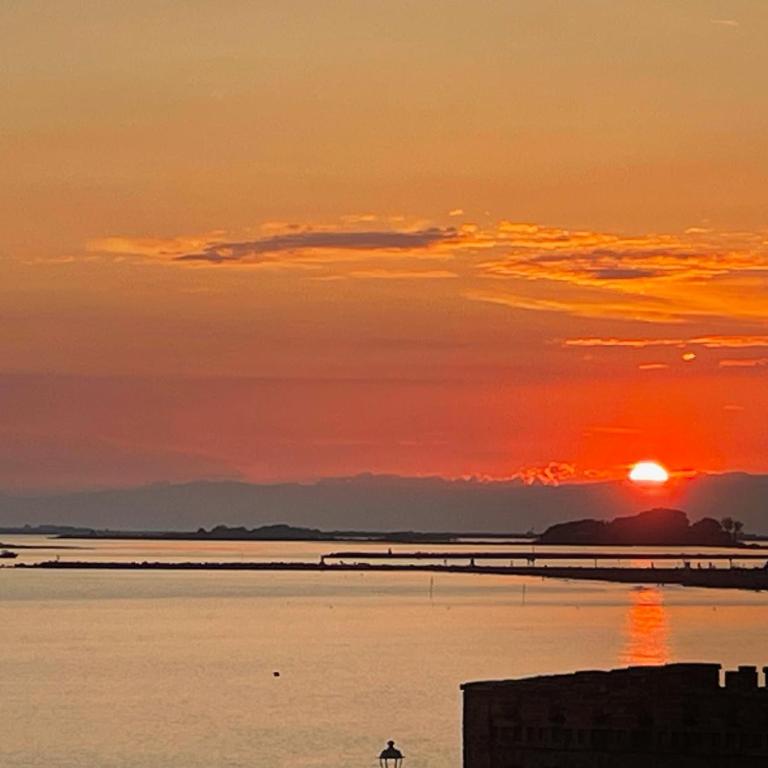 Fronte mare con parcheggio! - Appartamento con 2 Camere da Letto - 23