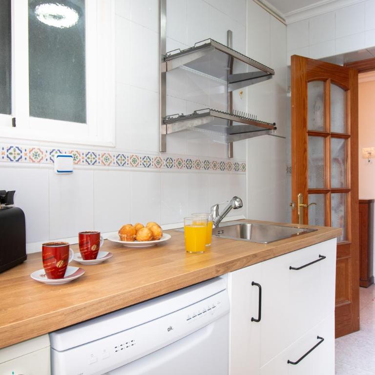 Encanto sevillano en La Macarena Ideal para familias y amigos - Apartamento - 24