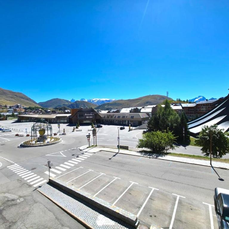 Rare - T4 rénové plein centre avec garage - Apartment mit 3 Schlafzimmern - 27