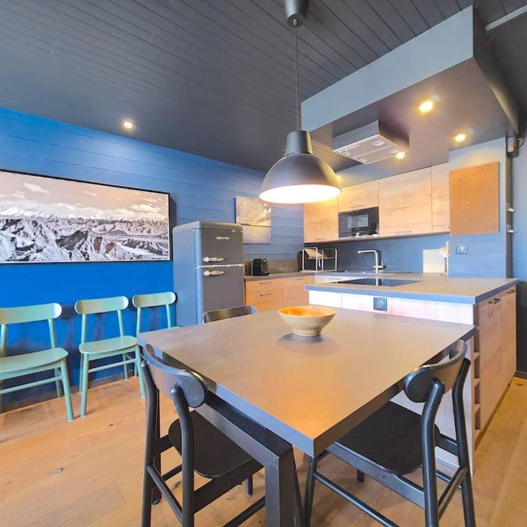 Rare - T4 rénové plein centre avec garage - Apartment mit 3 Schlafzimmern - 9