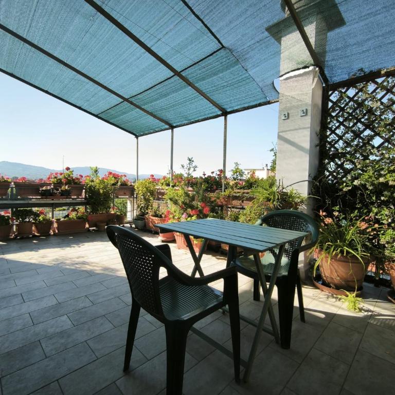 Una Terrazza tra Fiori e Cielo - Camera Matrimoniale con Terrazza - 8