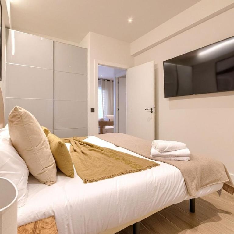 San Mamés Apartment - Three-Bedroom Apartment - 5