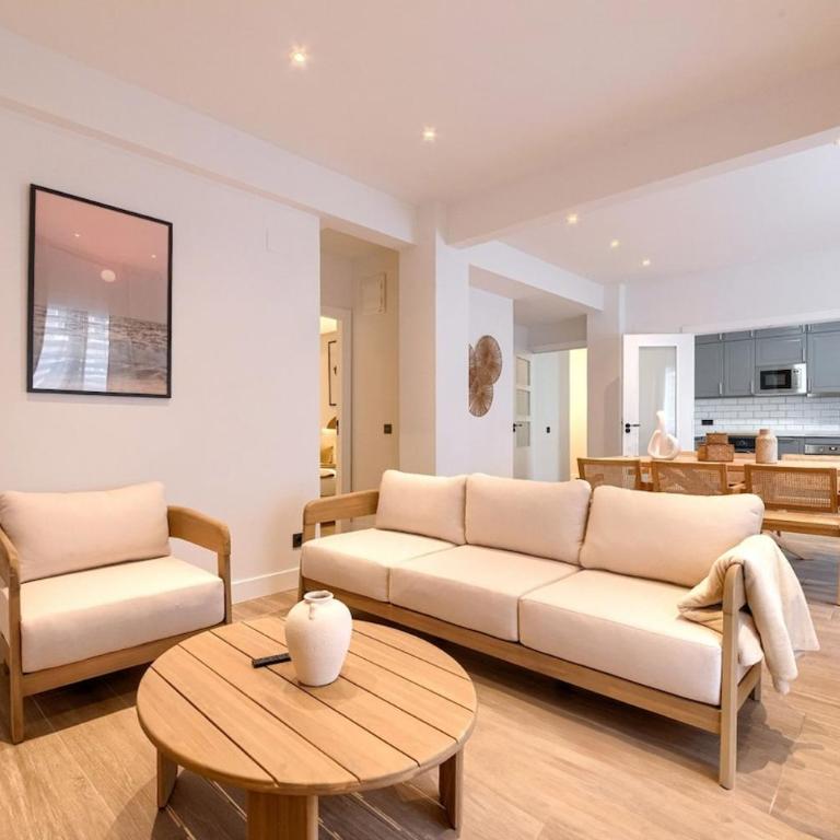San Mamés Apartment - Three-Bedroom Apartment - 8